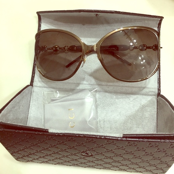 Gucci woman sunglasses